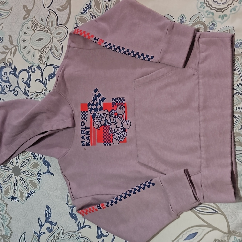 Boys Old Navy Super Mario hooded sweatshirt